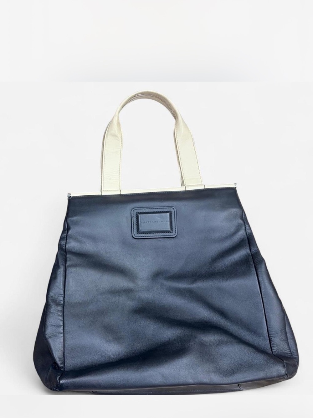Marc Jacobs Women’s Black top handle purse
